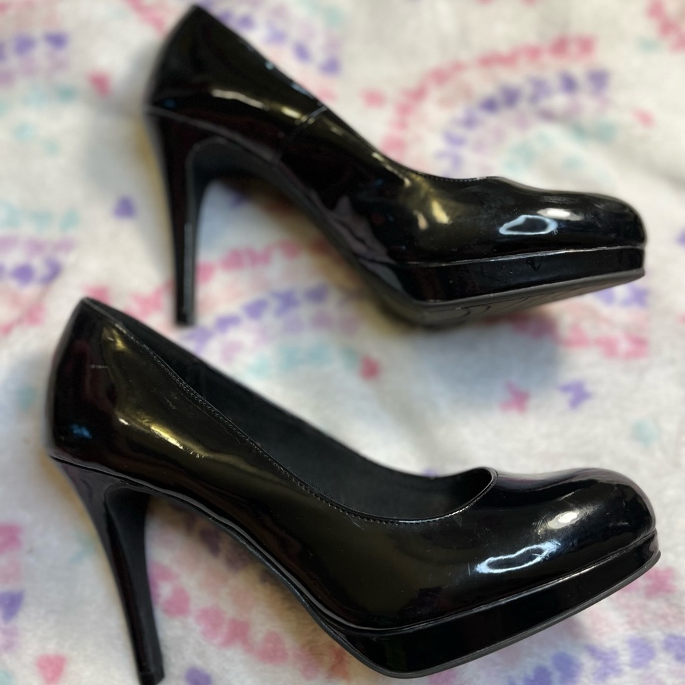 Black High Heels